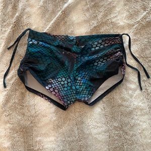 Onzie hot yoga shorts